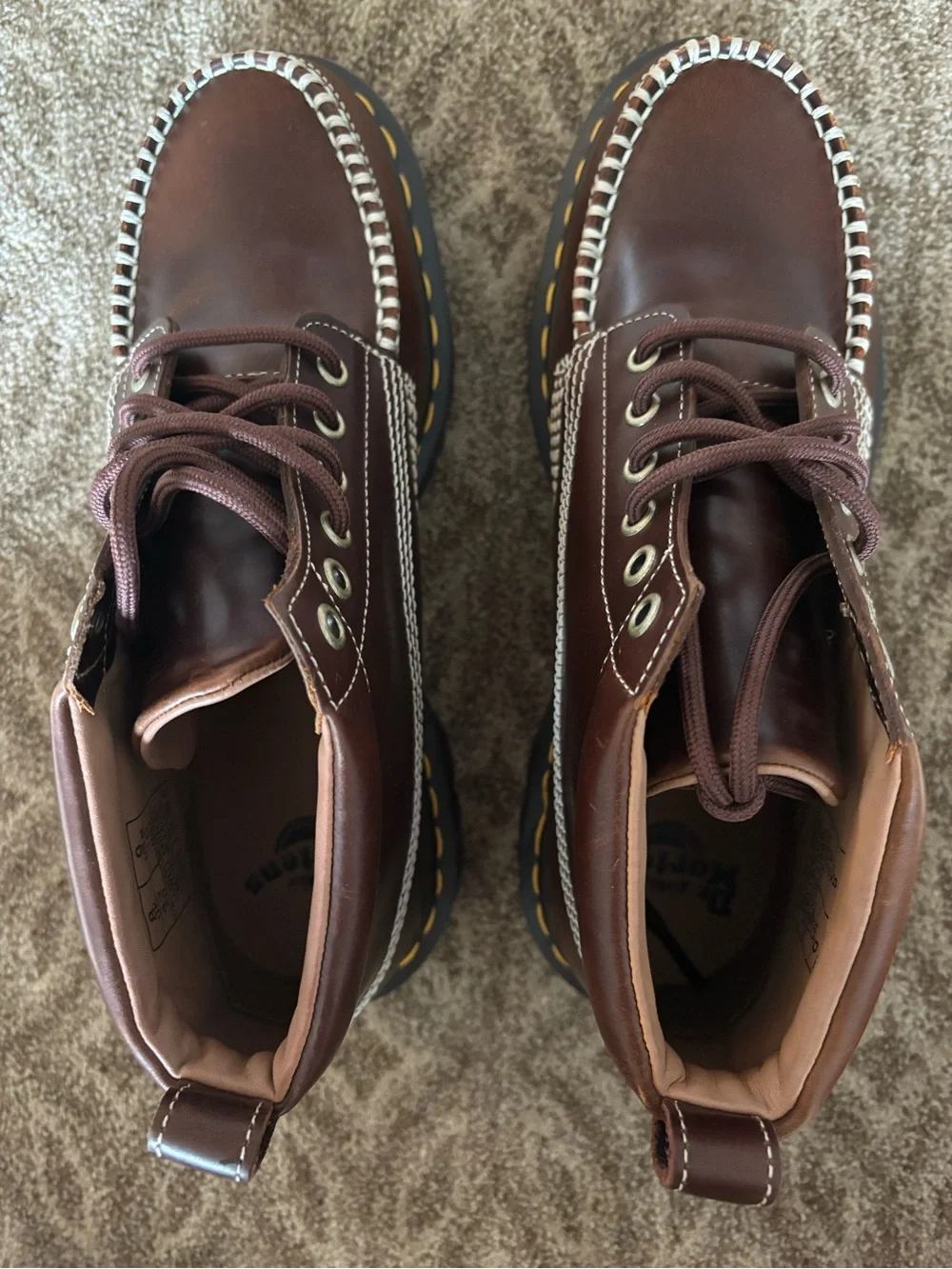 Dr. Martens smooth dark